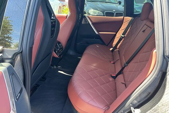 BMW iX xDrive60 111.5kWh
