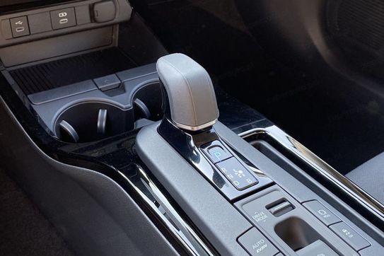 Toyota Prius Prestige 2.0 Hybrid Plug-in