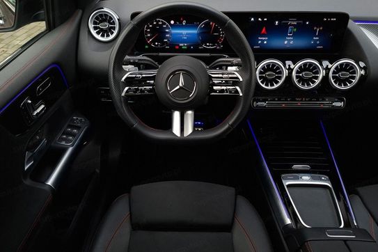 Mercedes Klasa B 250 e AMG Line