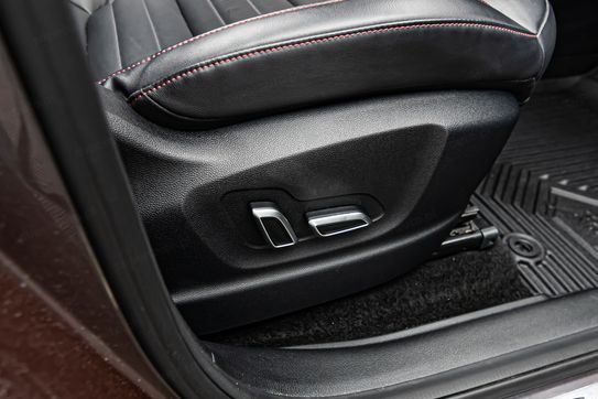 MG HS 1.5 T-GDI Exclusive DCT