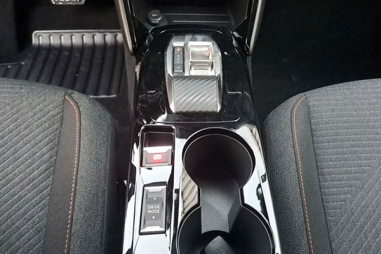 Peugeot 208 Business 1.2 mHEV e-DCS6