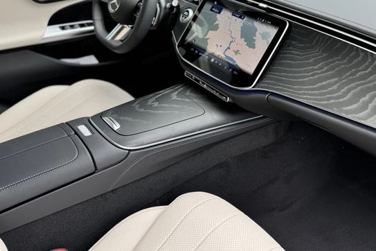 Mercedes Klasa E 220 d 4-Matic AMG