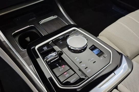 BMW Seria 7 740d xDrive M Sport