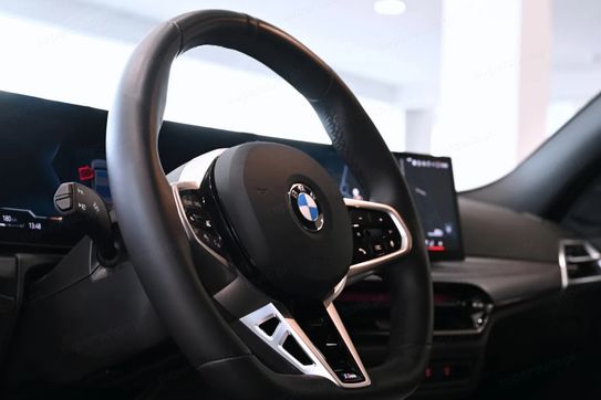 BMW Seria 3 330i xDrive M Sport sport-aut