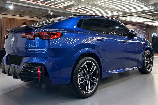 BMW iX2 eDrive20 M Sport