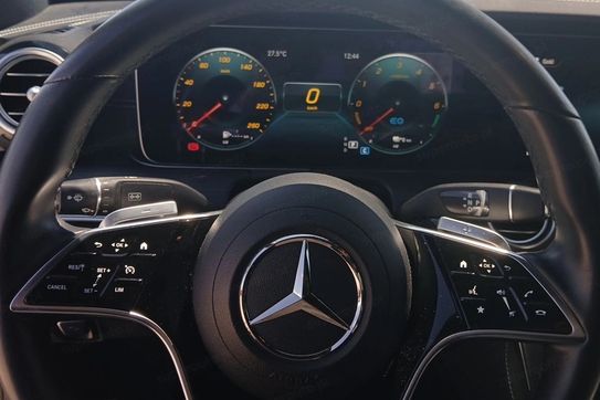 Mercedes Klasa E 300 de Avantgarde