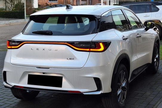 Lexus LBX Elegant 1.5 Hybrid