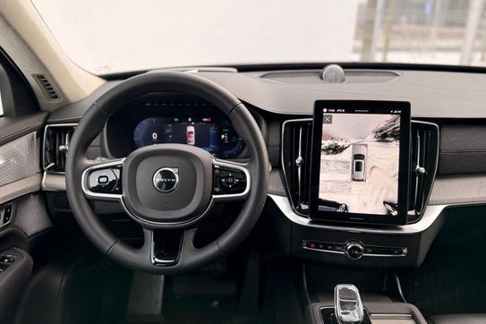 Volvo XC90 T8 AWD Plug-In Hybrid Ultra Dark 7os