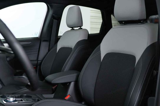 Ford Kuga Sound Edition FWD 2.5 FHEV eCVT