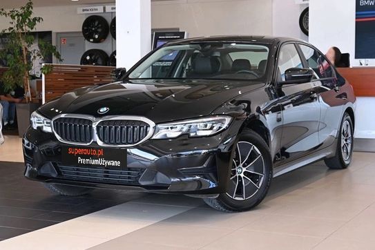 BMW Seria 3 318i Advantage