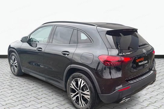 Mercedes GLA 200 Progressive