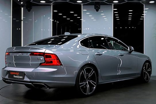 Volvo S90 B4 B R-Design