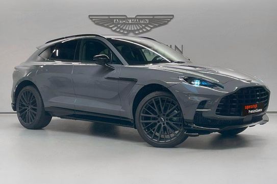 Aston Martin DBX 707