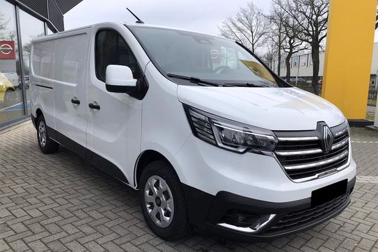 Renault Trafic L2H1 Extra AT9