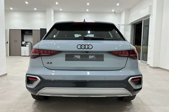 Audi A3 35 TFSI Allstreet