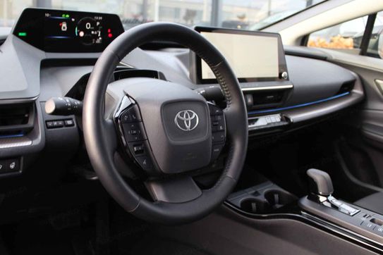 Toyota Prius Prestige 2.0 Hybrid Plug-in