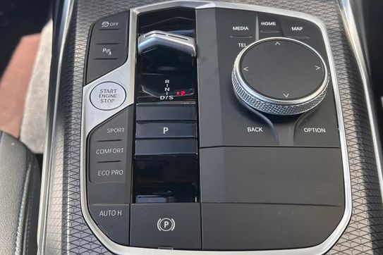 BMW Seria 3 320d xDrive mHEV M Sport aut