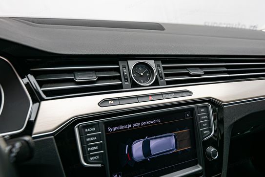 Volkswagen Passat 1.8 TSI R-Line DSG