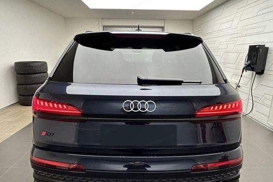 Audi Q7 TDI quattro S Line