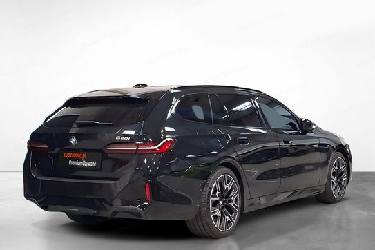 BMW Seria 5 520i mHEV M Sport aut