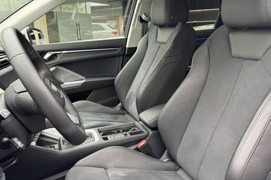 Audi Q3 35  TFSI S-Line
