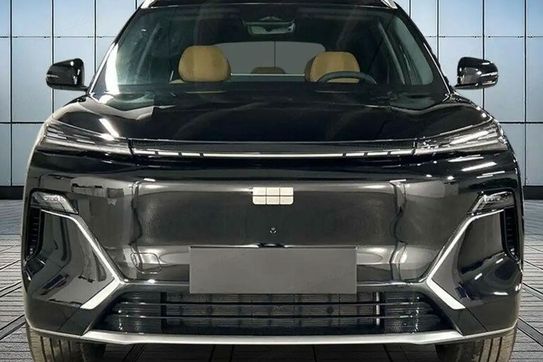 Geely Starray EM-i 1.5 PHEV Pro