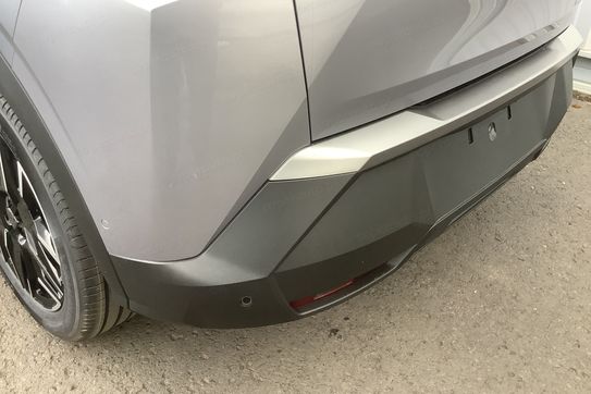 Peugeot 3008 GT 1.2 mHEV e-DCS6