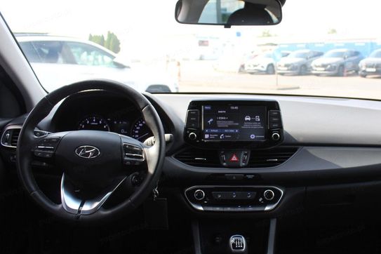 Hyundai i30 1.5 T-GDI Modern