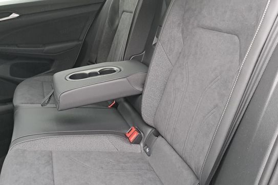 Volkswagen Golf Life Plus 1.5 eTSI mHEV DSG
