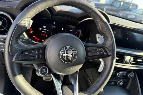 Alfa Romeo Stelvio Veloce Q4