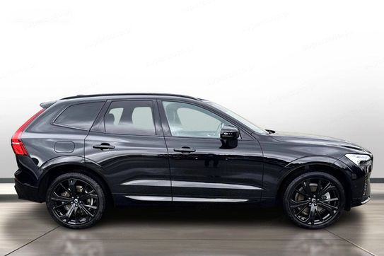 Volvo XC60 B5 AWD Black Edition Plus