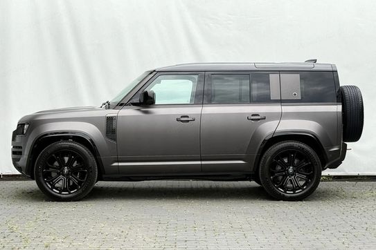 Land Rover Defender 110 P635 V8 OCTA