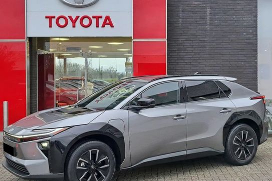 Toyota bZ4X Style EV