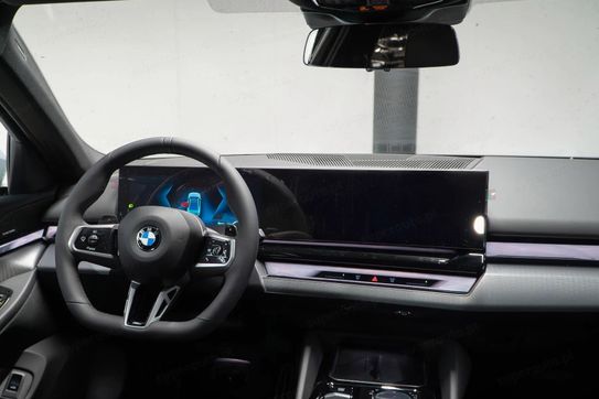 BMW Seria 5 520d xDrive M Sport