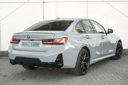 BMW Seria 3 330i xDrive M Sport sport-aut