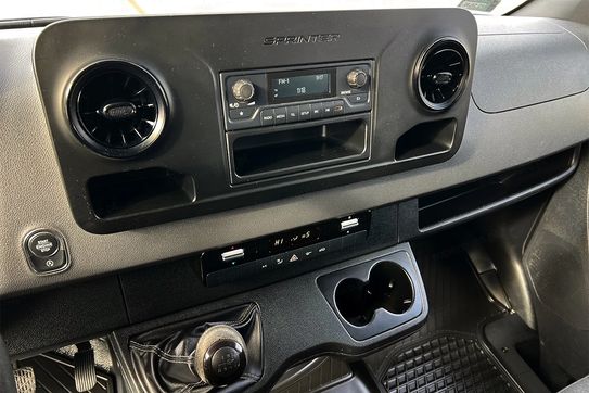 Mercedes Sprinter 315 CDI  Zabudowa Brygadowa + Skrzynia