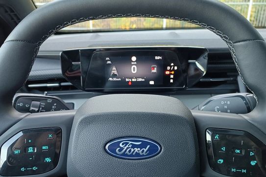Ford Explorer 78KWH Premium Awd