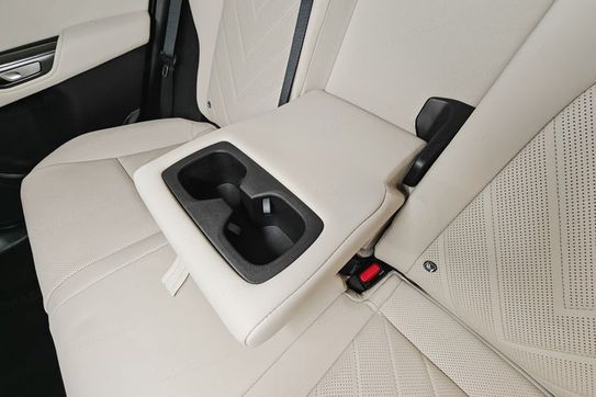 Lexus NX 350h Omotenashi 2.5 Hybrid AWD