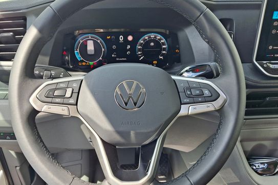 Volkswagen Crafter L4H3 AT8 Zabudowa Brygadowa