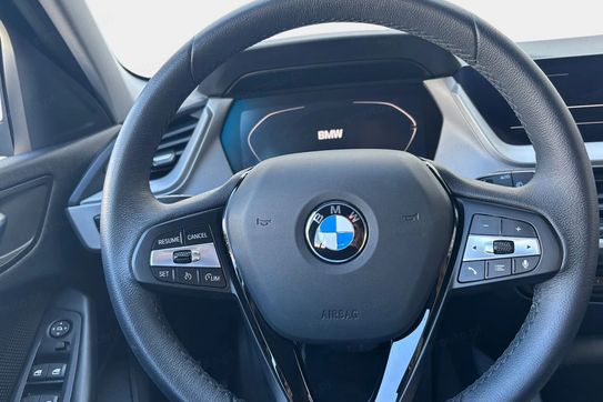 BMW Seria 1 118i Advantage