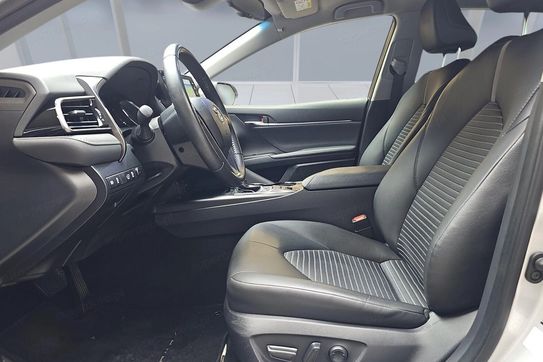 Toyota Camry 2.5 Hybrid Prestige