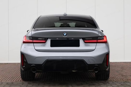 BMW Seria 3 330i xDrive M Sport
