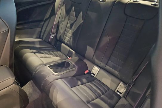 BMW Seria 2 M2