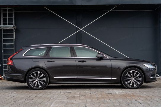 Volvo V90 T8 AWD Plug-In Hybrid Ultimate Bright aut