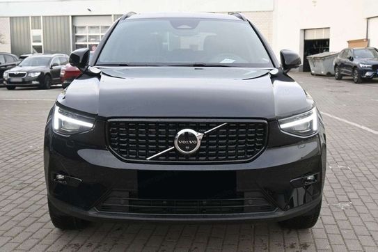 Volvo XC40 B3 Ultra Dark