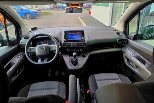 Toyota Proace City Verso Long L2H1 Business 7os