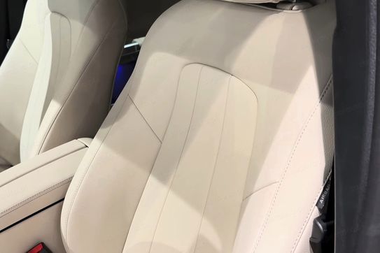 Mercedes GLB 200  Progressive