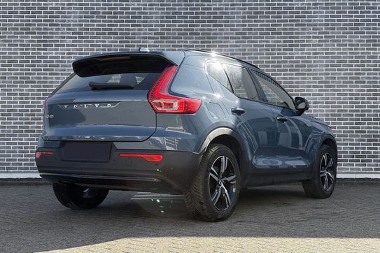 Volvo XC40 B3 Plus Dark