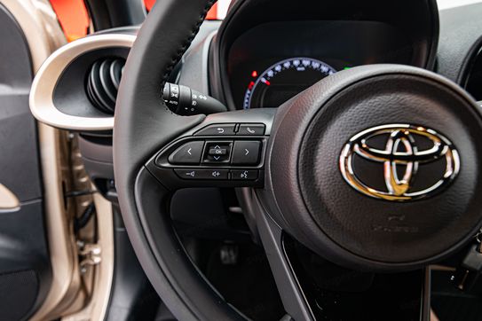 Toyota Aygo X Teamplayer 1.0 Benzyna