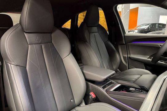 Audi Q5 TDI quattro S line Sportback